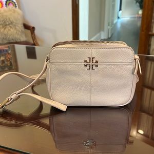 Tory Burch crossbody with non-detachable strap